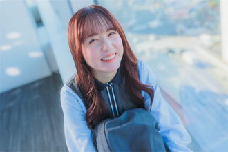 「名探偵津田」幽霊役で話題のセクシー女優、衣装はマスキングテープ“NGなし”に抗ったグラビア時代