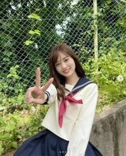 「セーラー服はもうさすがに人生で最後な気がする」山下美月、可憐なセーラー服姿のオフショ公開