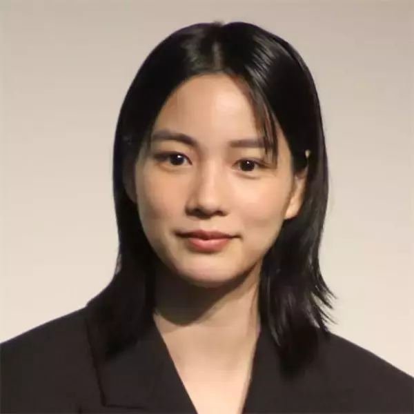 のんは「能年玲奈」を取り戻せるのか　本名表記で再燃した芸能界の歪み