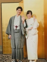 「全力な夫婦でおれるよう」ボイメン辻本達規、松井珠理奈との結婚会見を報告