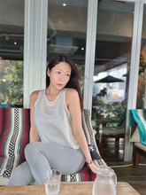 40歳"美しすぎる気象予報士"、「すれ違ったら二度見しちゃう」涼やかランニングウェア姿を披露