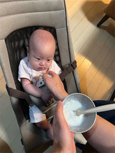 小林礼奈、夫が初めて作った"離乳食"に娘が夢中「ベビーダノンより全然食べる！」