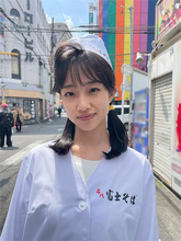 『ふてほど』純子が富士そばでバイト!? 河合優実の制服ショットに反響「看板娘決定」