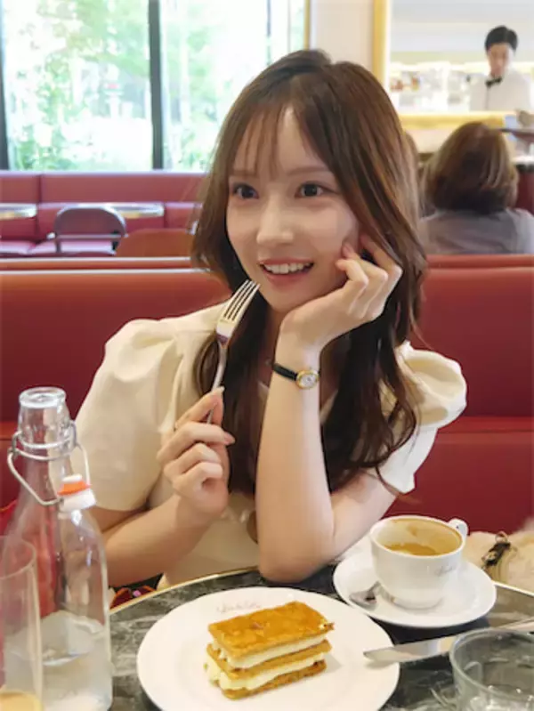 TBS・野村彩也子アナ、優雅な休日ショットに絶賛の声「可愛すぎ」「モデル並みのスタイル」