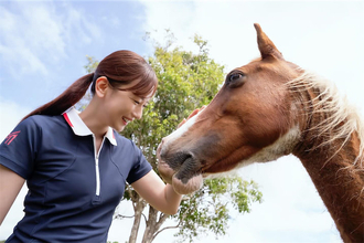 “フリーアナ飽和時代”でも別格　皆藤愛子はなぜ「清純派アイドルアナ」であり続けられるのか