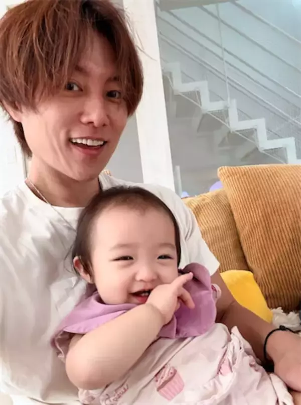 杉浦太陽、帰宅すると笑顔で迎えてくれる夢空ちゃんに癒される「1歳児の今だけの時間。大切な時間」