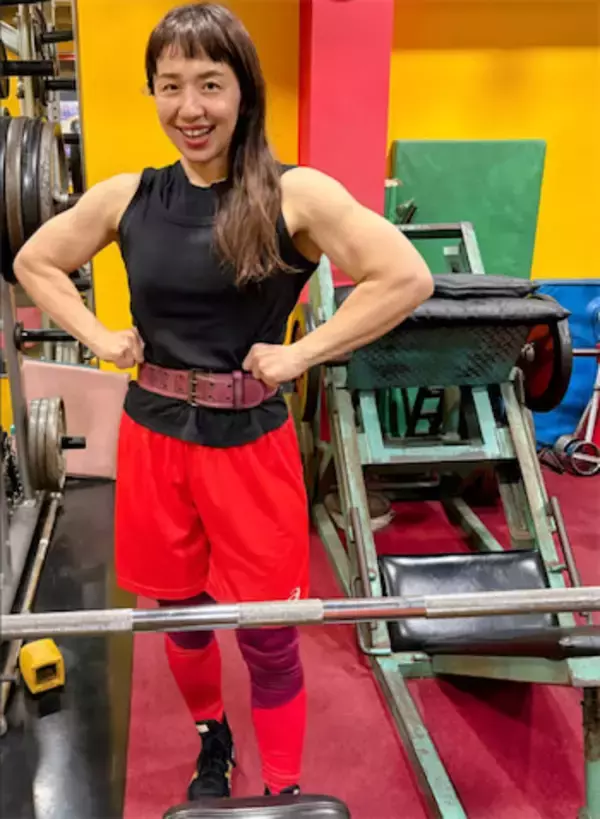 筋肉バキバキ！ 浜口京子、トレーニング後の肉体美披露「現役時代よりモリモリしてません？」