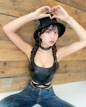 竹内星菜、Y字谷間＆美くびれに釘付けになるショットに「素晴らしいスタイルだなぁ」の声