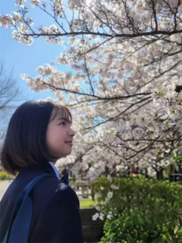 『みいつけた！』4代目スイちゃん、制服姿で中学入学を報告「毎日とっても楽しいです」