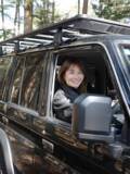「新山千春、すれ違う「ランクル70」オーナーとサムズアップ交流 「2日間1000キロ」の新車ライフを満喫」の画像1