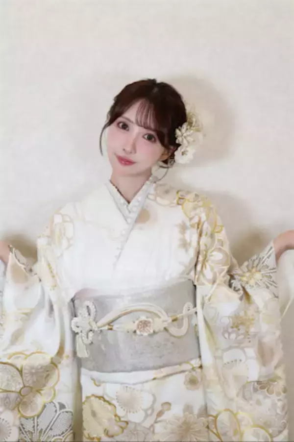 三上悠亜、優美な着物姿を披露「眼福です！」「可愛いのに凛としてるのが素敵」