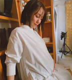 「「気づけば臨月」元『王様のブランチ』リポーター、今にも生まれそうな大きなお腹を公開」の画像1