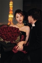 てんちむ、元‟青汁王子”三崎優太氏と結婚を発表　バラ＆指輪ショットに祝福の声