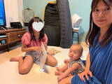 「第3子妊娠中・小林礼奈、長女が次女へ絵本の読み聞かせ公開「良いお姉さんですね」」の画像1