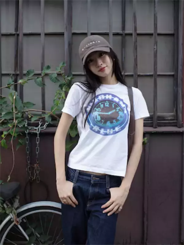 Koki,、姉・Cocomiが撮影した"白T×デニム×キャップ"のラフ私服コーデを公開