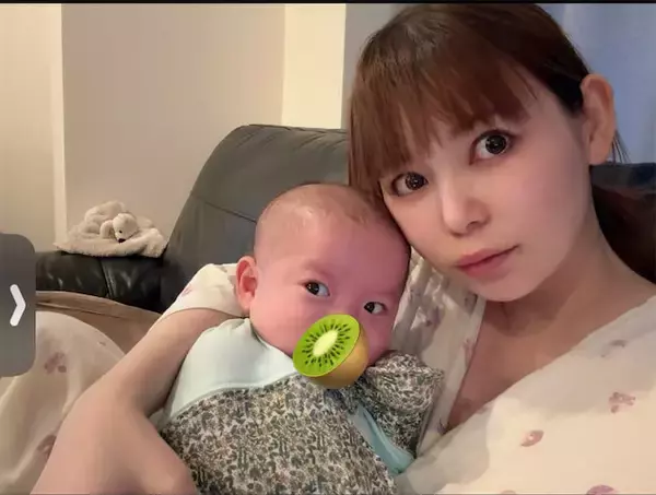 中川翔子、生後2カ月双子の“予防接種”を報告「小さな身体で頑張ったね」