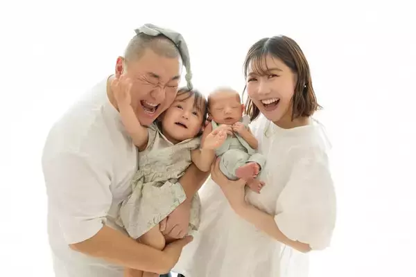 西野未姫、山本家らしさ全開の家族写真公開「歴史が分かる素敵な写真」