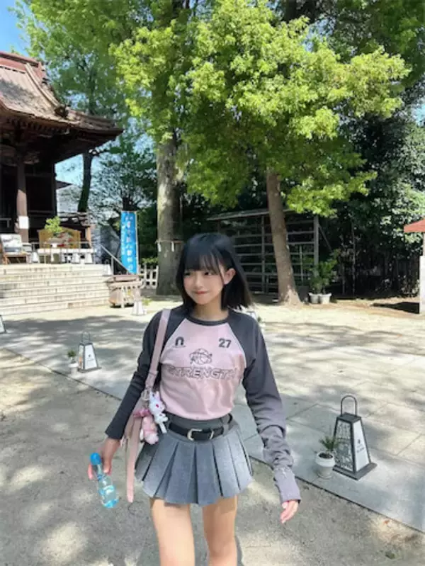 14歳JCインフルエンサー・なな、美脚スラリ私服姿に反響「ビジュ更新しすぎてる」「天使」