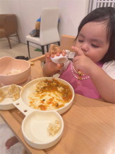 川崎希、次女・グーちゃんのやんちゃな離乳食事情「毎回床にタオルを敷いてます」