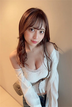 竹内星菜、谷間のチラ見えがあざとい私服ショットが「激かわ！」