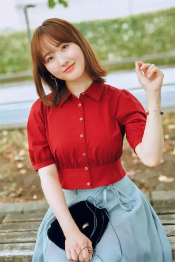 本田望結、可憐さと成熟が混ざり合う“21歳の素顔”グラビア『FLASH』に登場