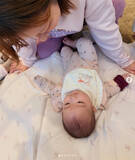 「杉浦太陽、次女・夢空ちゃんの“寝返り”に感慨「成長はあっという間だから」」の画像1