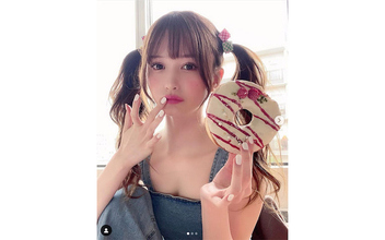 NMB48 山本望叶の美肌オーバーオール姿をHKT48 田中美久が絶賛「顔面最強」