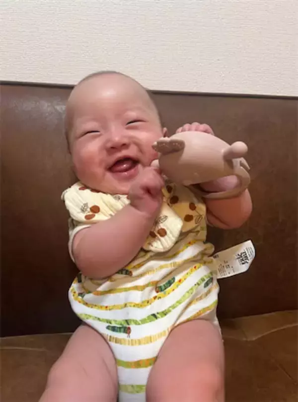 小林礼奈、第2子次女の"笑い方七変化"にメロメロ「最近ずっと声出して笑う」