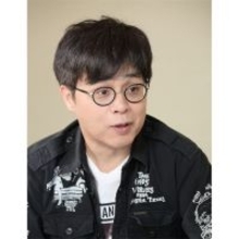 エアコン清掃でフィルター破損　立川志らくが考えた"内部の汚れを可視化"する斬新アイデア