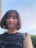 「秋元真夏、長い髪をばっさりカット　ショートボブ姿に「びっくりしすぎて声出た」「宇宙一可愛い」」の画像1
