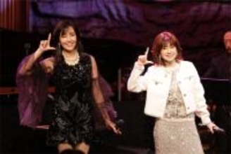 松本伊代＆早見優、デビュー40年超えの友情ステージ！恋バナや名曲カバーなどの濃密なライブ