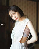 「なえなの、話題の写真集から美肌きらめくノースリーブワンピース姿を披露」の画像1