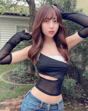 竹内星菜、”最強クビレ”際立つ攻め衣装姿に「めっちゃセクシー」の声