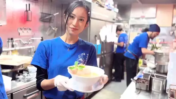 SNSで人生激変！ 美人ラーメン店主＆“全身タトゥー”彫り師の壮絶な生き様