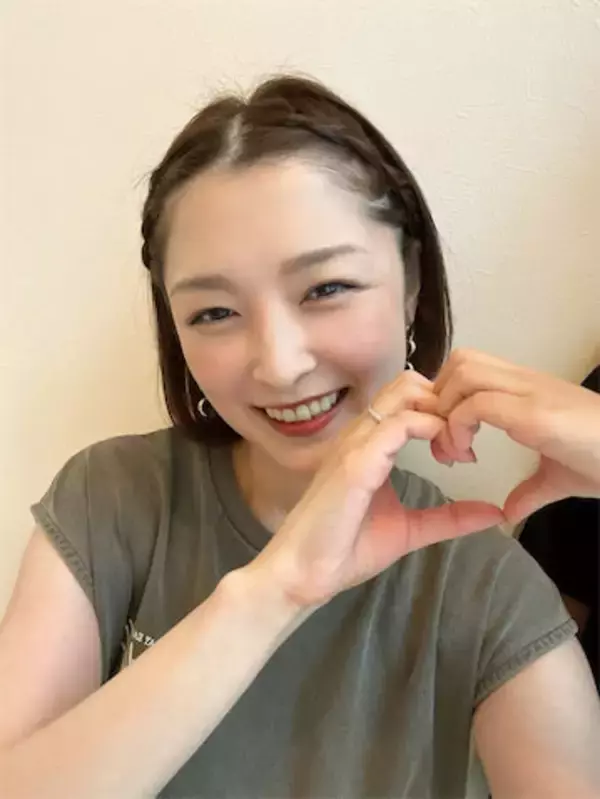 石川梨華、6歳二男との可愛すぎる"2ショット"に反響「40代でも最高にかわいい」