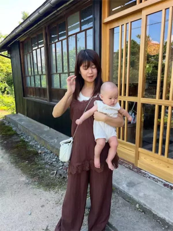 第3子妊娠中の小林礼奈、色白な次女との親子ショットに苦笑「公開処刑される」