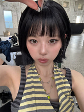 NiziU リク、"黒髪そばかすボブ"のオフショットを披露「みつばちみたいでめっちゃかわいい」