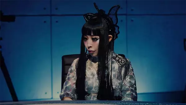 「ギャラは油田」プリンセス天功、アラブ王の誕生日パーティーでSP100人の“標的”に