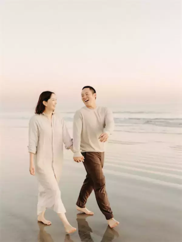 パドレス松井裕樹、女優妻との“結婚7周年”に手つなぎショット公開「毎日が楽しいのはあなたのおかげ」