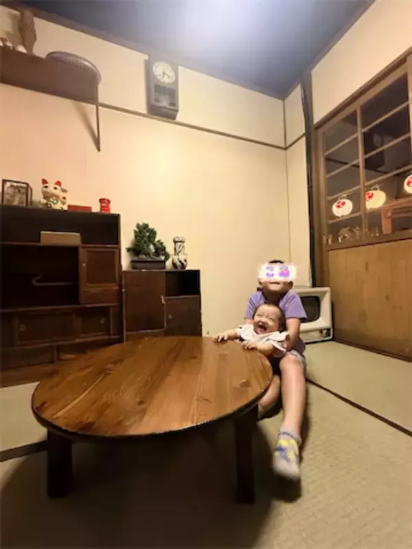 杉浦太陽、三男＆次女が昭和にタイムスリップ！？「ちゃぶ台と箱型テレビがいい感じですなぁw」