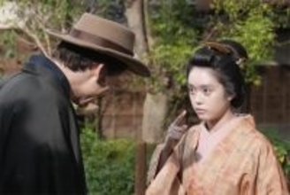 『ばけばけ』おトキ、ヘブンに“キス”をおねだり！SNS「朝ドラの中で、もっとも印象に残るキスシーン」