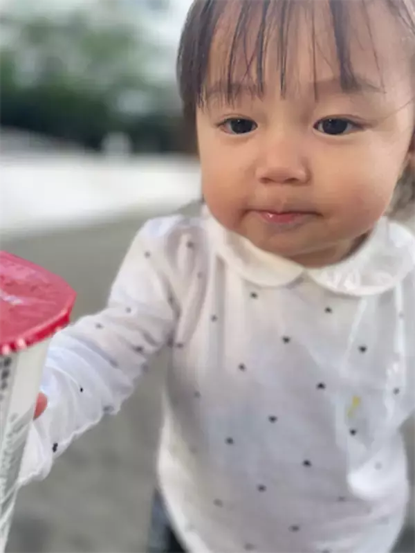 山本圭壱、1歳愛娘と公園で遊ぶ"イクメンぶり"に反響「パパと公園毎回楽しそうだなぁ」