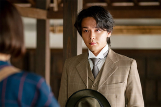 『風、薫る』中村倫也演じる“東京から来た男”の正体が明らかに「すごい肩書き」「協力してくれそう」