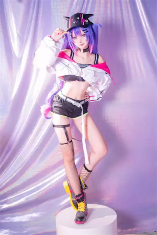 『ホロライブ』トワ様を忠実再現、推し愛が詰まった衣装とメイクのこだわり「解釈一致の色味を求めて」