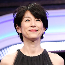 鈴木保奈美、59歳で迎えた「第二の全盛期」　"赤名リカ"から35年、知性と品格で円熟の境地へ