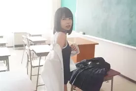 安藤ちはる 三つ編みの制服コーデで写し出す エモさ 21年3月30日 エキサイトニュース