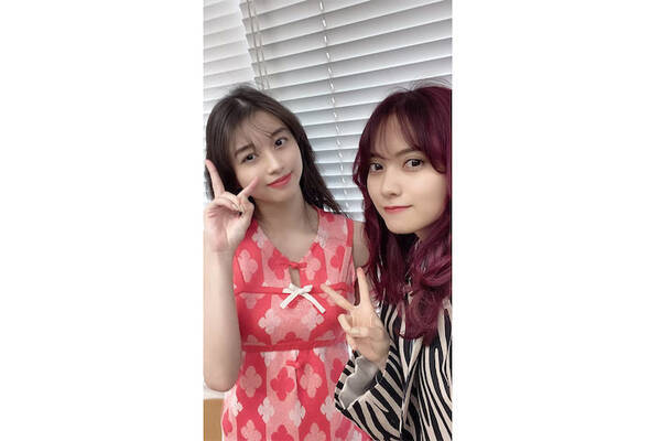 桃月なしことモー娘 牧野真莉愛らの 美女共演 オフショットに 可愛いが詰まってます の声 21年4月2日 エキサイトニュース
