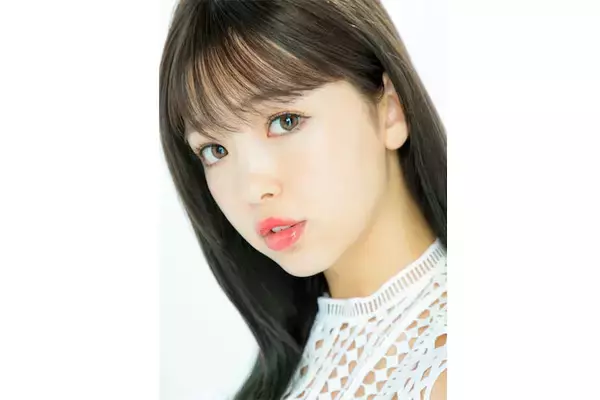 藤田ニコル、バラエティでは見せない大人セクシーな水着ショットが話題