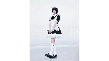 メイド、書道家…あの、様々な姿に変身したコスプレショットが話題