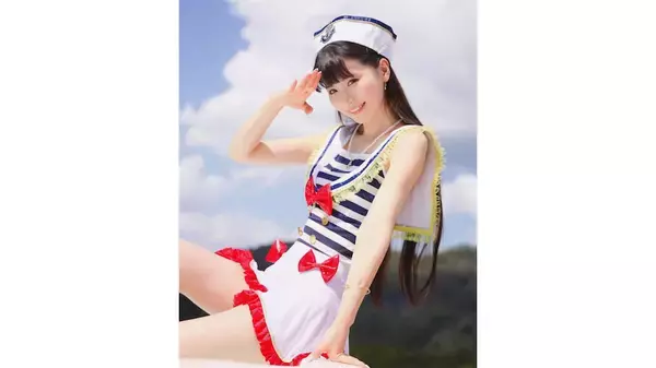 倉坂くるる、マリン×水着のキュートすぎる夏全開グラビアに「可愛すぎる」の声